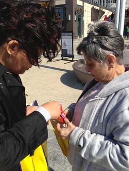 Maxine and Vicki - Sharing Candy - National Harbor